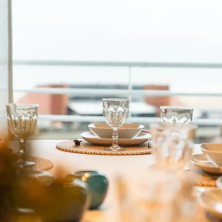 Lejlighed Ruim En Luxueus App Met Zeezicht En Garage - 8p